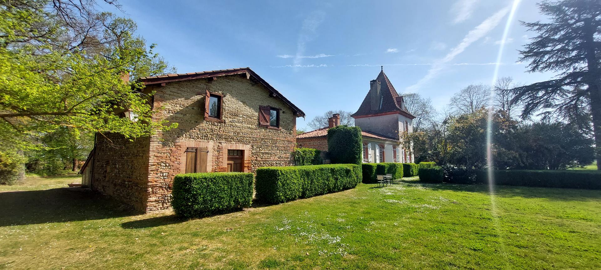 vue des gites arrière parc